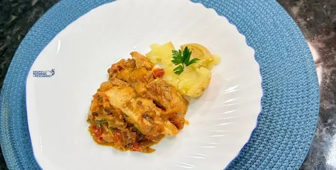 Receita de Filé de Peixe ao Molho Cremoso de Coco