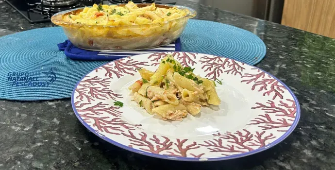 Macarrão Cremoso com Salmão